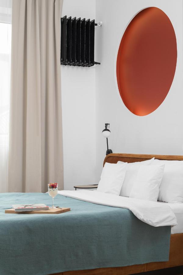 Oomph Stylish Vintage Warsaw